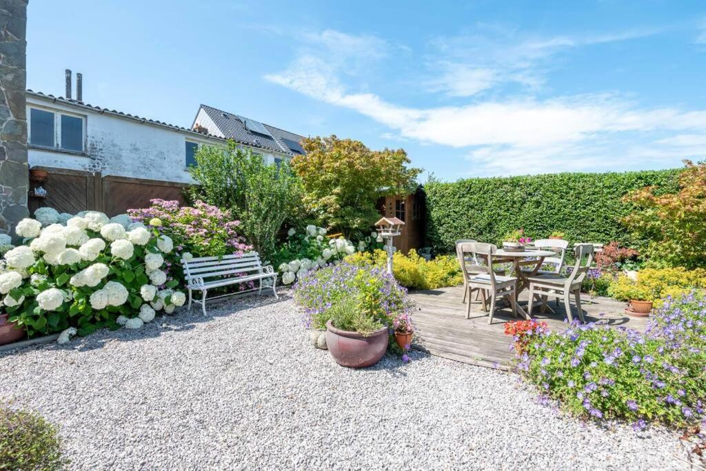 Charming House With Garden Villa De Haan Exteriör bild