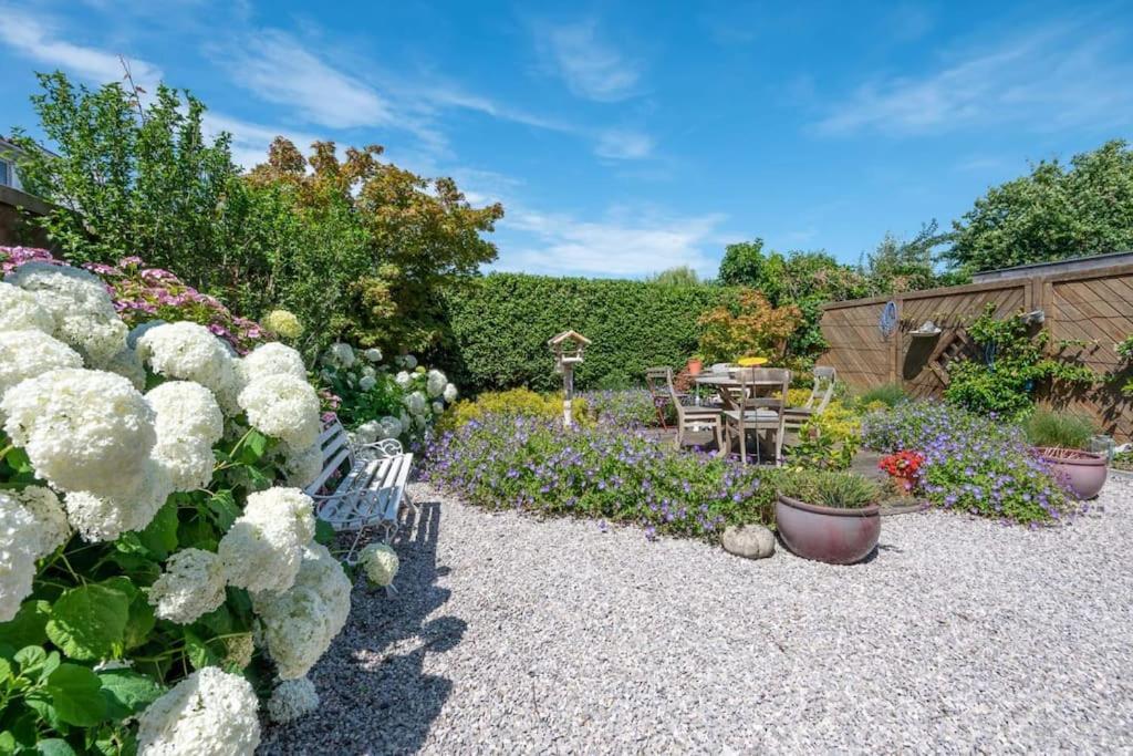 Charming House With Garden Villa De Haan Exteriör bild